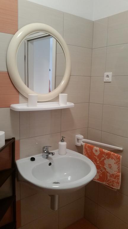 Apartments Dano Sukošan Δωμάτιο φωτογραφία